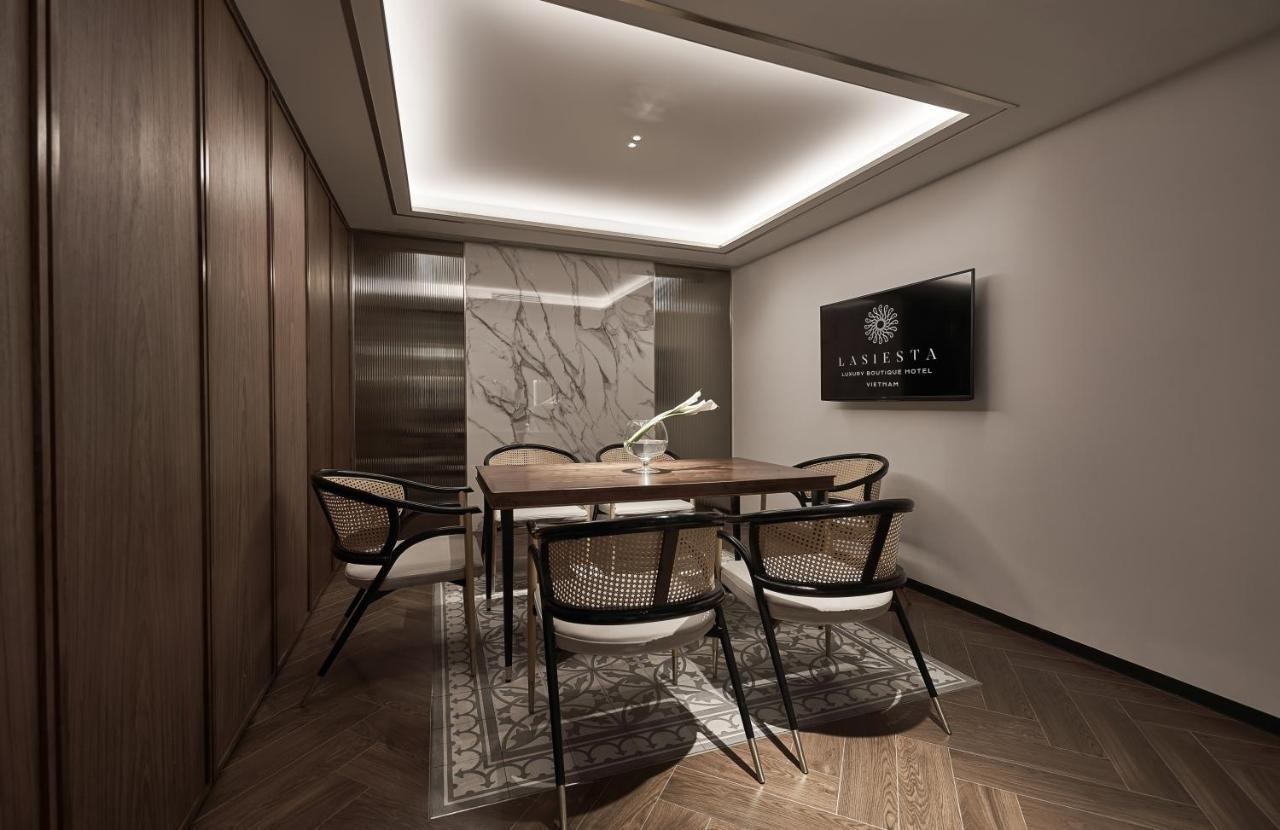 מלון הו צ'י מין סיטי La Siesta Premium Saigon מראה חיצוני תמונה A meeting room at the Amista business center