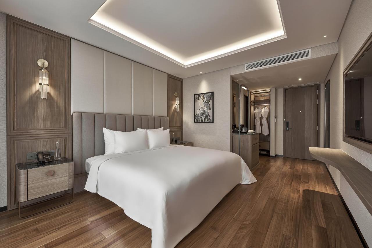 מלון הו צ'י מין סיטי La Siesta Premium Saigon מראה חיצוני תמונה Deluxe Room